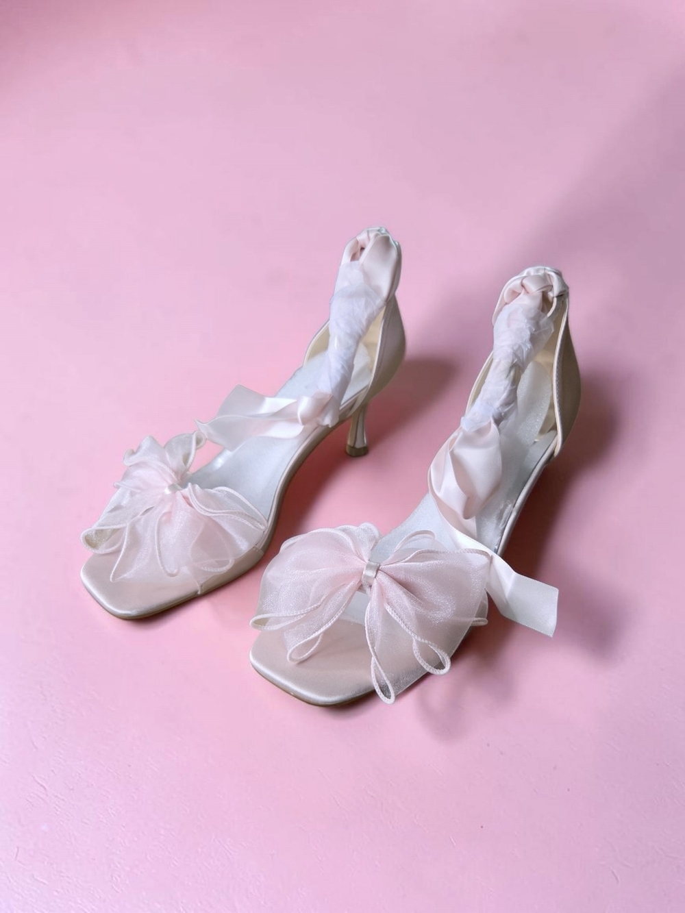 Women's Blush Pink Satin Bow Kitten Heels - Size 9